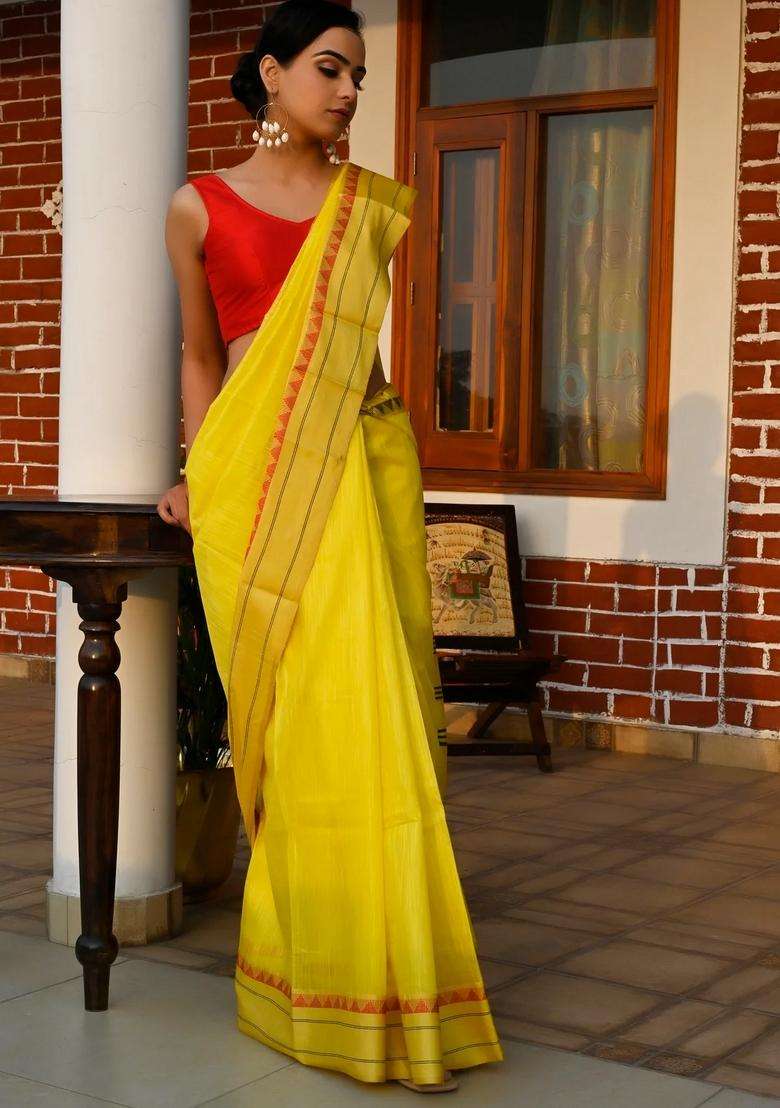 Yellow Color Silk Cotton Solid Maheshwari Handloom Saree With Traditional Woven Design For Women - Indya
