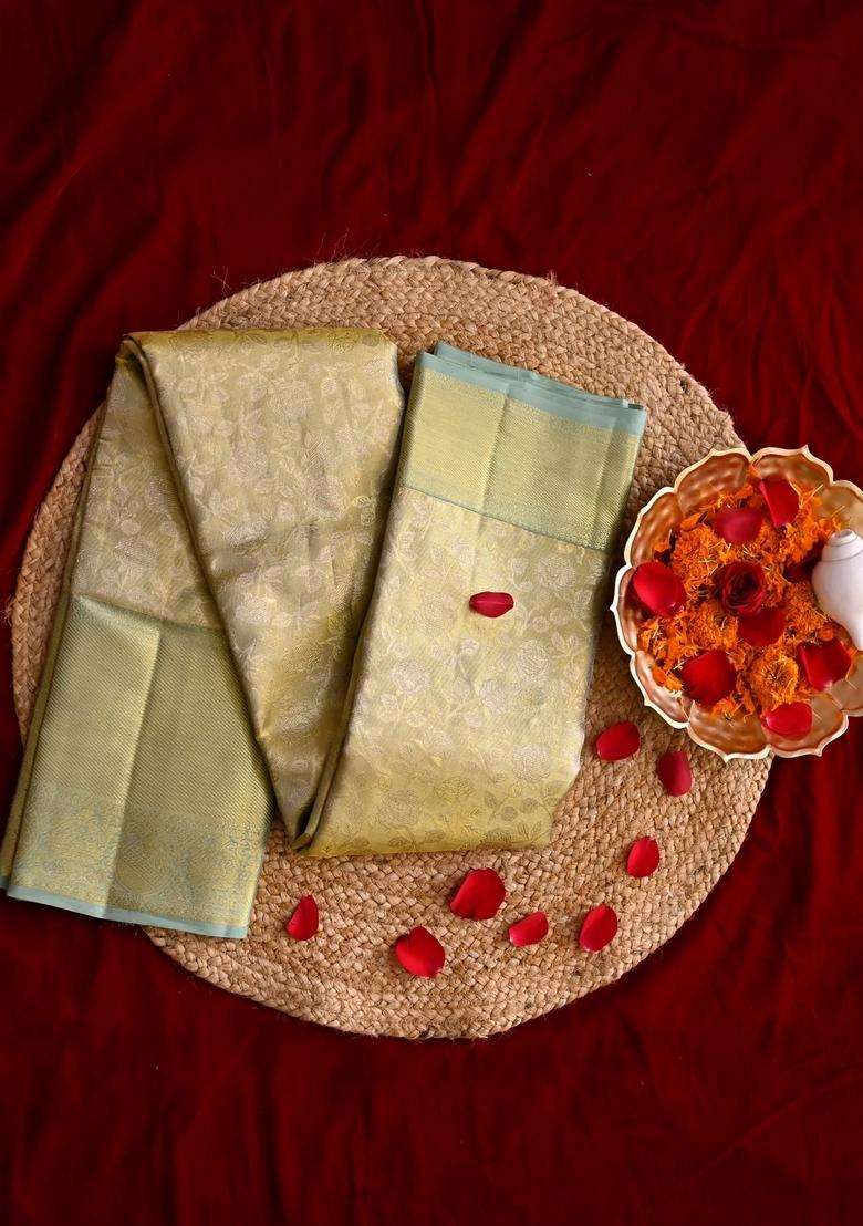Pista Green With Gold Kanjivaram Pure Silk Saree Weaved With 1 Gram Pure Gold With Traditional Woven Design For Women - Indya