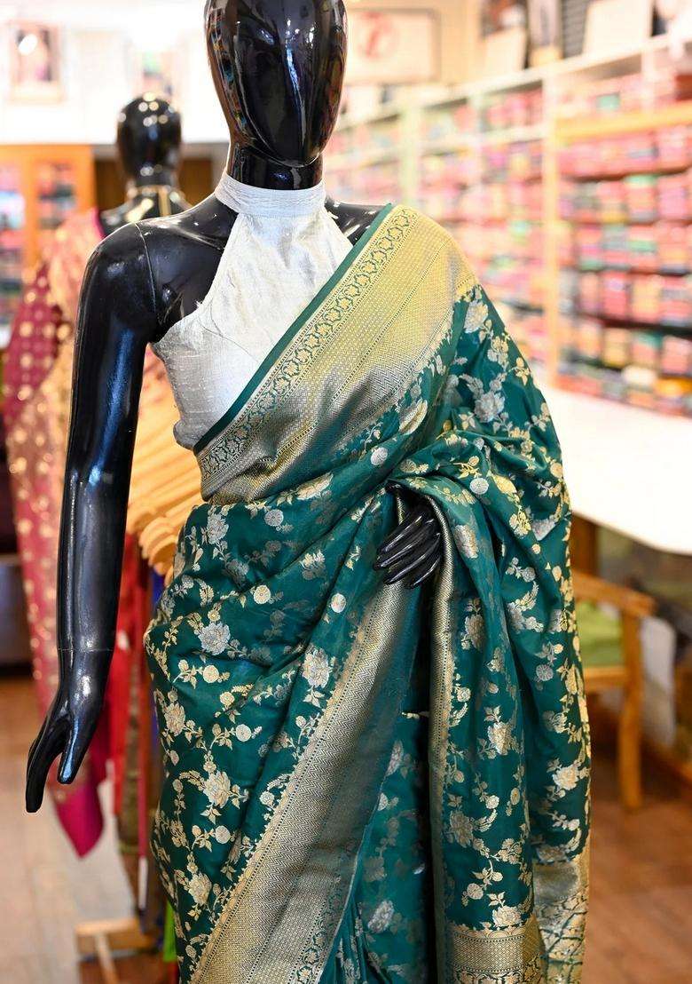 Bottle Green Pure Banarasi Katan Silk Saree With Richness Of Zari With Traditional Woven Design For Women - Indya
