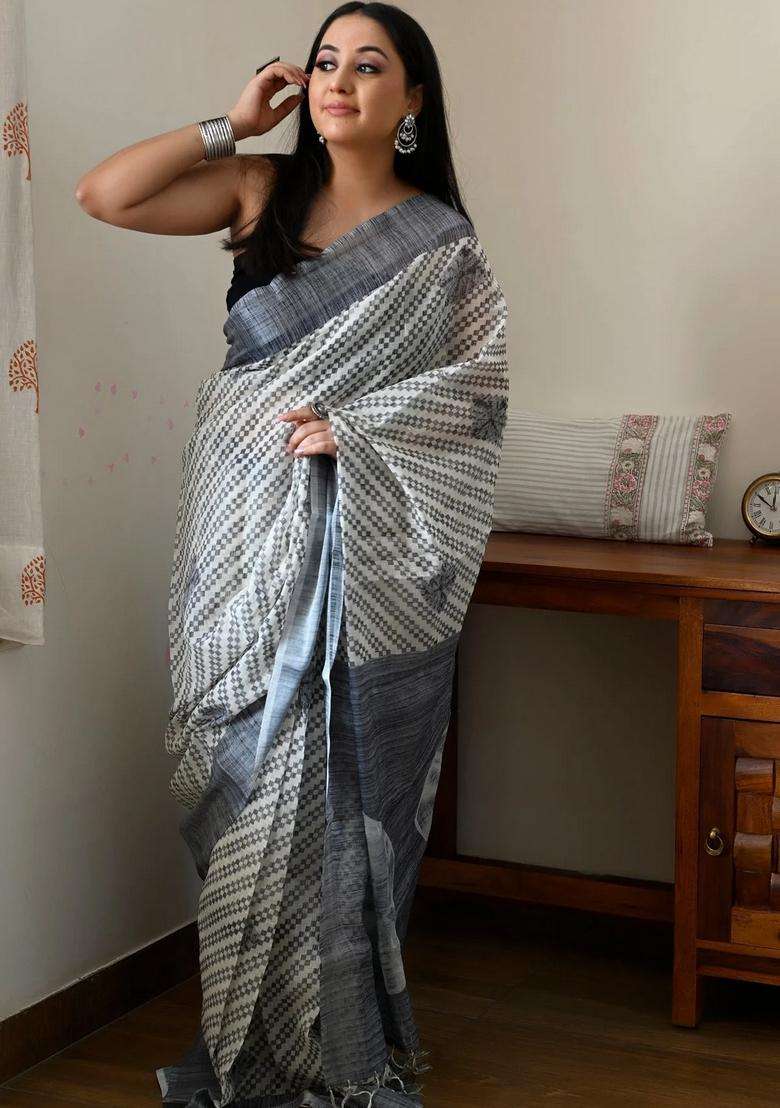 Cream Grey Linen Saree With Digital Print With Printed Design For Women - Indya