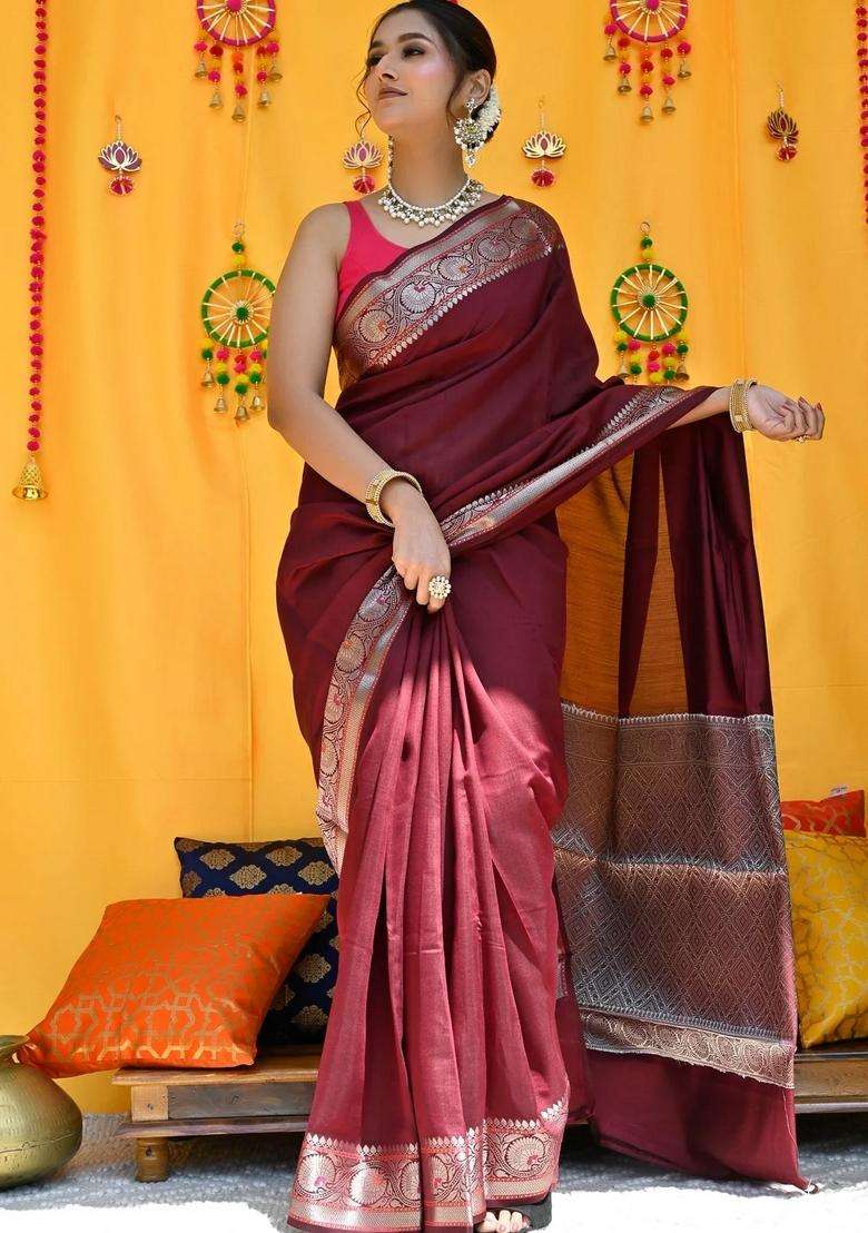 Maroon Pure Mulberry Silk Handloom Saree With Traditional Woven Design For Women - Indya