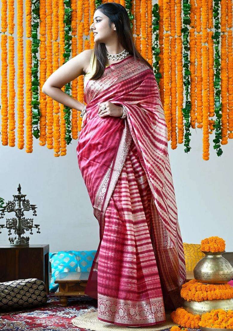 Magenta Coimbatore Silk Handloom Saree With Traditional Woven Design For Women - Indya