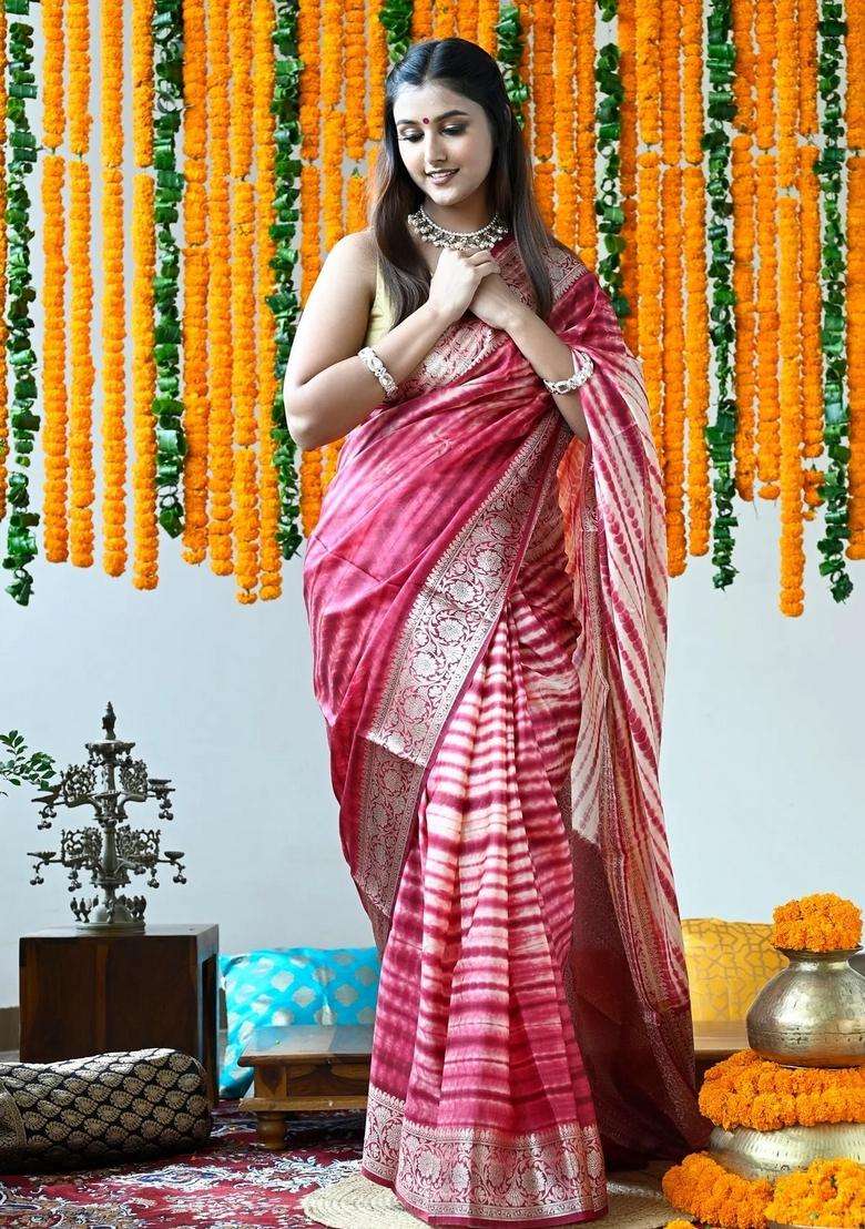 Magenta Coimbatore Silk Handloom Saree With Traditional Woven Design For Women - Indya