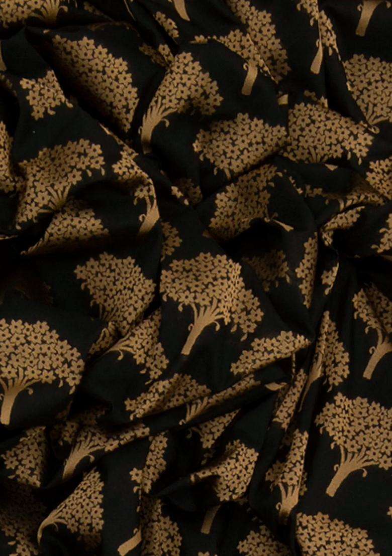 Black Handwoven Benarasi Silk Saree With Tree Motifs Paisley Motifs In Pink Border Pallu Black With Buttas And Brocade Design For Women - Indya