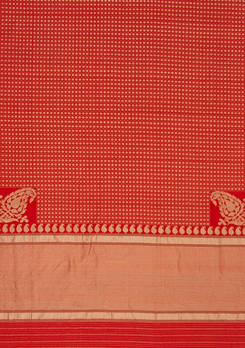 Red Handwoven Benarasi Jamdhani Pure Silk Saree With Chakaram Motifs In Checks With Mango Motifs In Pallu Red With Checks And Stripes Design For Women - Indya