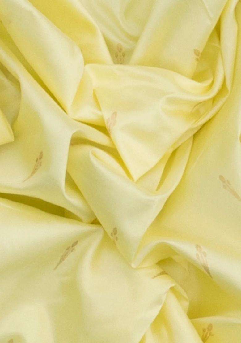 Cream Banarasi Silk Saree With Floral Butta Cream With Buttas And Brocade Design For Women - Indya