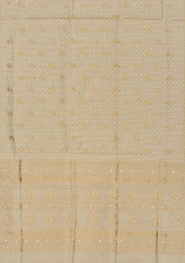 Beige Handloom Banarasi Silk Saree With Paisley Butta Beige With Buttas And Brocade Design For Women - Indya