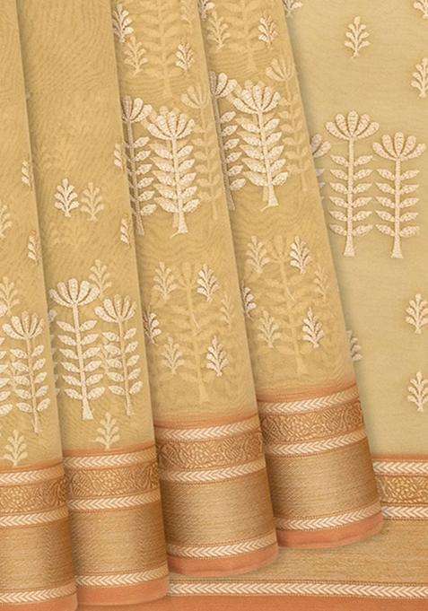 Beige Woven Blended Organza Saree With Floral Motifs Beige With Buttas And Brocade Design For Women
