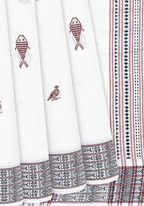 White Handwoven Chirala Cotton Saree With Fish Motifs White With Buttas And Brocade Design For Women