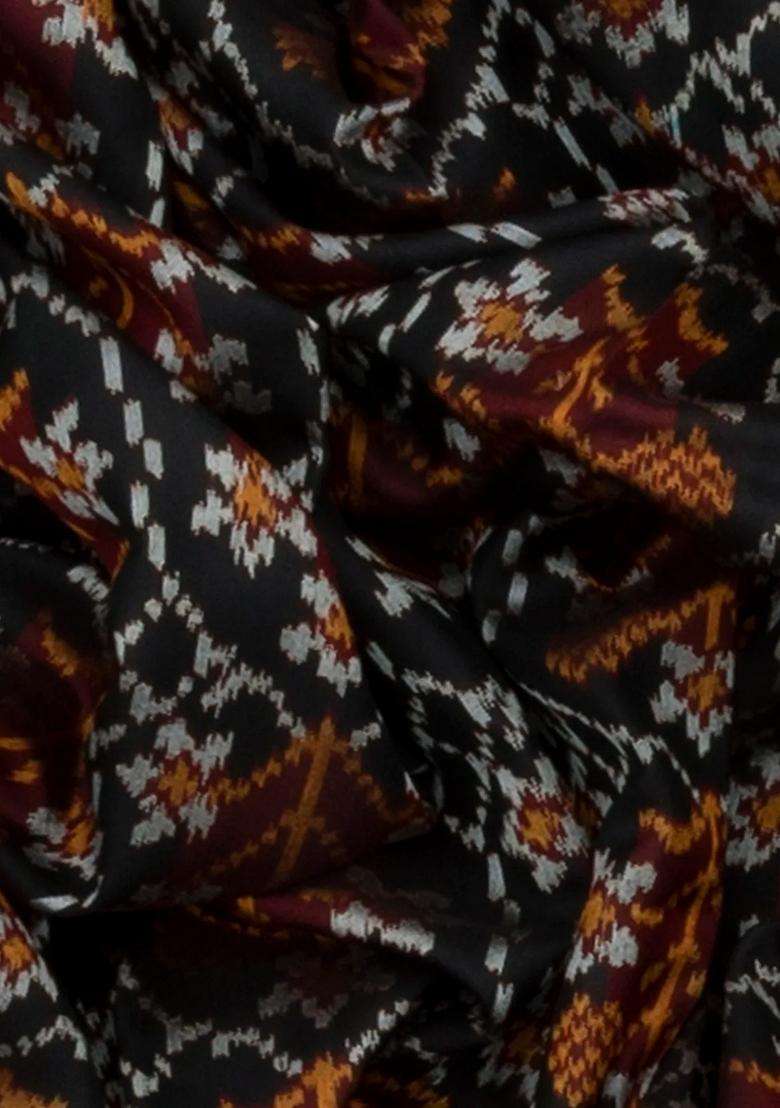 Black Handloom Double Ikat Silk Saree With Geometric Floral Motifs Crimson Border Black With Buttas And Brocade Design For Women - Indya