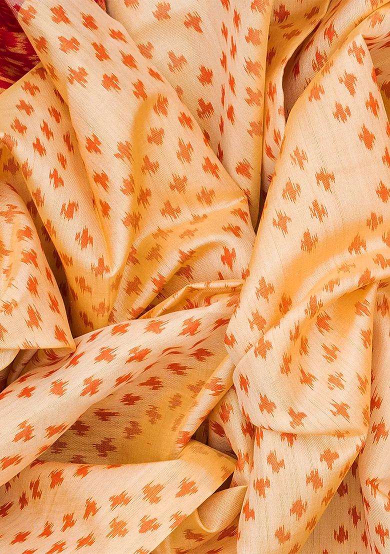 Off White Handloom Rajkot Patola Silk Saree With Diamond Motifs Off White With Buttas And Brocade Design For Women - Indya