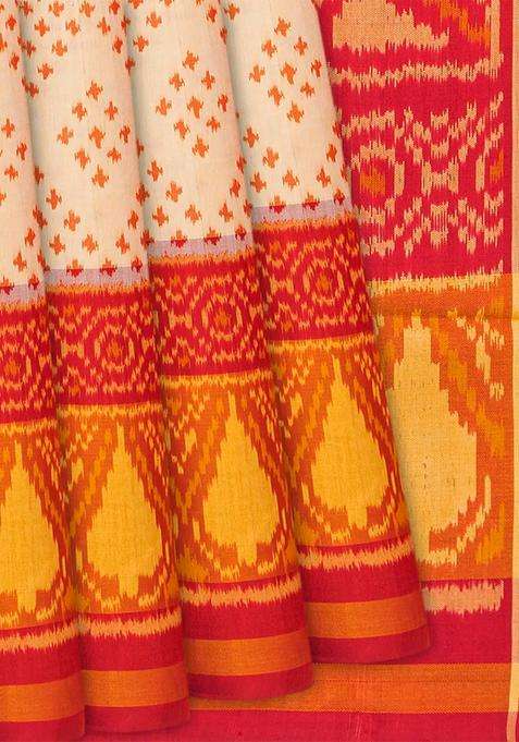 Off White Handloom Rajkot Patola Silk Saree With Diamond Motifs Off White With Buttas And Brocade Design For Women