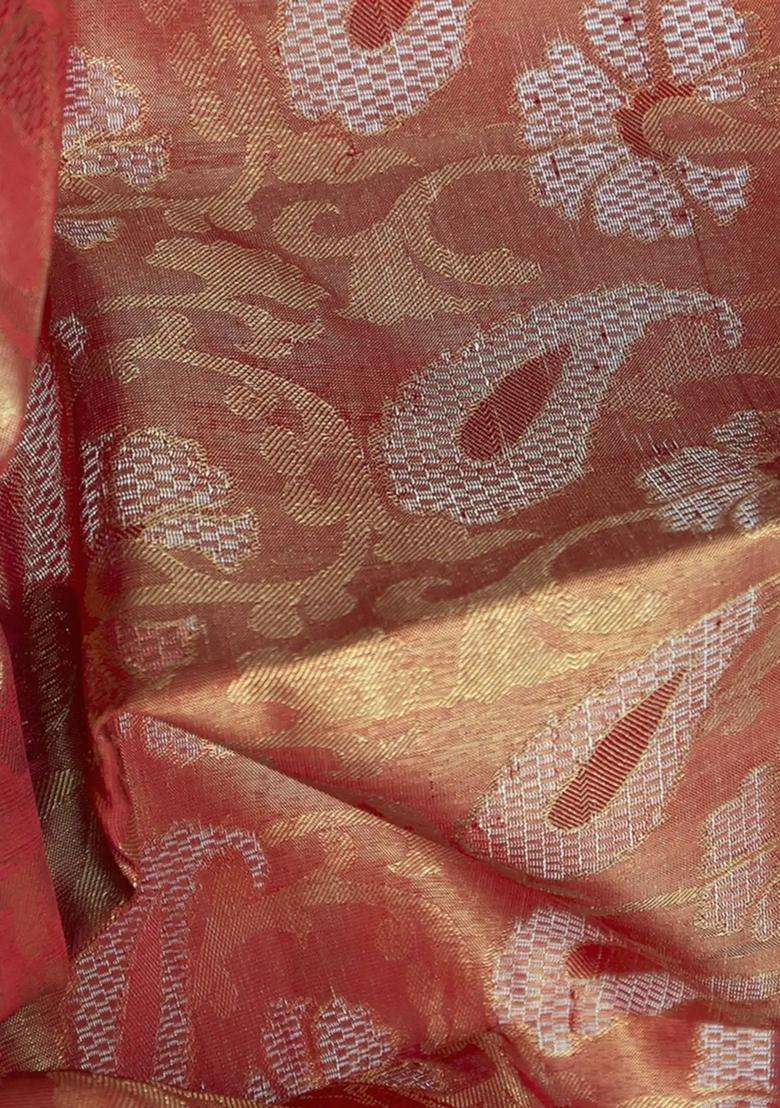 Peach Handwoven Kanchipuram Tissue Lino Korvai Silk Sari With Contrast Green Pallu Saree With Korvai And Temple Border Design For Women - Indya