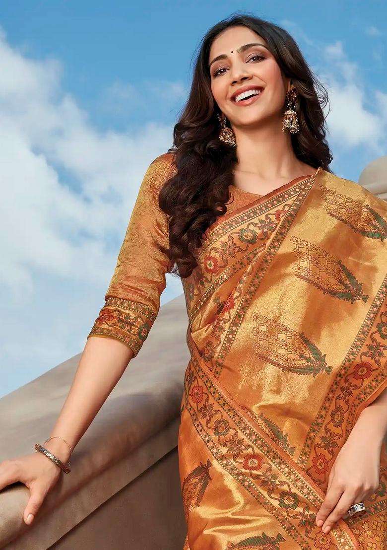 Honey Rust Handwoven Natural Dyed Kanchipuram Floral Amarvel Motif Paithani Pure Silk Saree Rust With Traditional Woven Design For Women - Indya