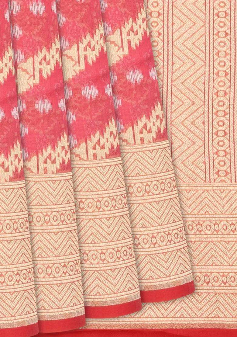 Peach Handwoven Banarasi Organza Silk Saree With Floral Motifs Peach With Buttas And Brocade Design For Women - Indya