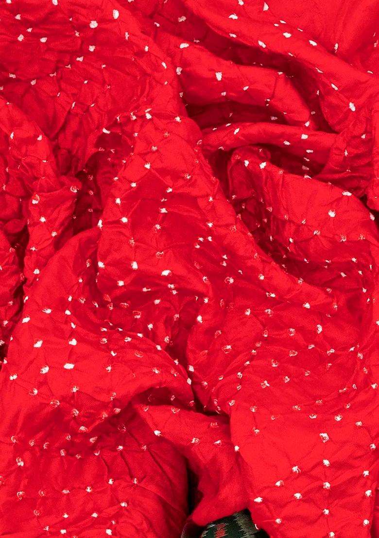 Red Handwoven Bandhani Silk Saree With Diamond Motifs Red With Printed Design For Women - Indya