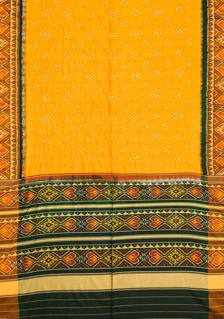 Mango Yellow Handwoven Bandhani Silk Saree With Diamond Motifs Mango Yellow With Printed Design For Women - Indya