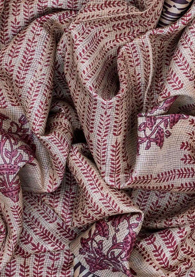 Cream Handloom Tussar Silk Saree With Printed Motifs On Checks Cream For Women - Indya