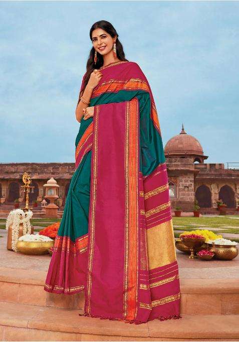 Green Viridian Handloom Korvai Silk Saree With Contrast Crimson Border With Korvai And Temple Border Design For Women