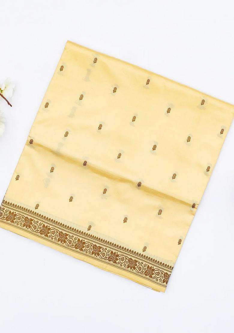 Cream Banarasi Silk Saree With Floral Motifs With Buttas And Brocade Design For Women - Indya