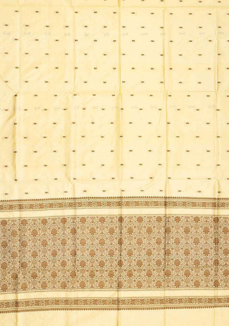 Cream Banarasi Silk Saree With Floral Motifs With Buttas And Brocade Design For Women - Indya