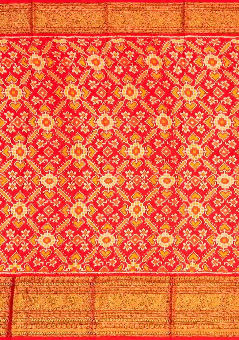 Black Handloom Kanchipuram Korvai Silk Saree Printed With Flower Motifs For Women - Indya