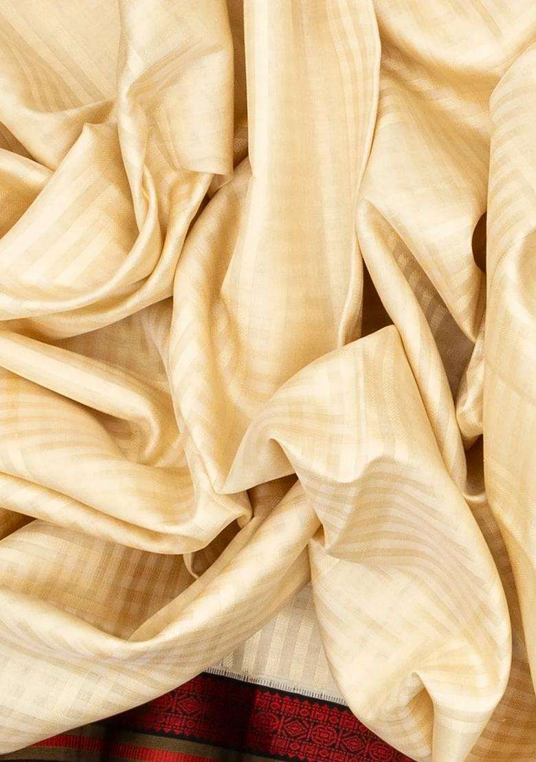 Cream Handloom Kora Silk Saree With Checks Black Border With Checks And Stripes Design For Women - Indya