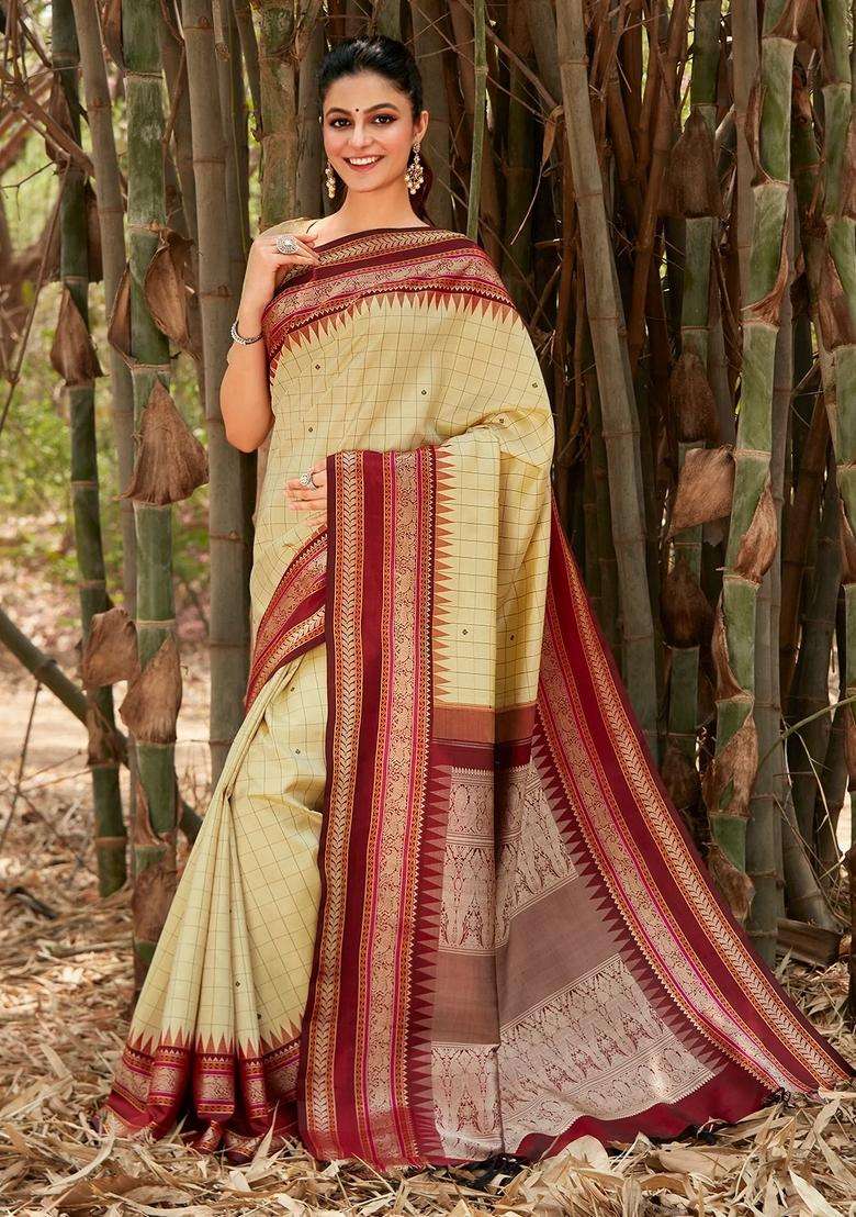 Off White Handloom Korvai Kanchipuram Silk Saree With Checks With Korvai And Temple Border Design For Women - Indya