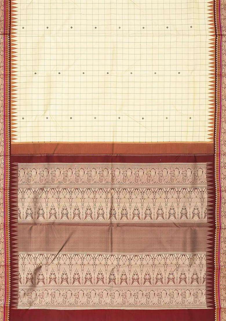 Off White Handloom Korvai Kanchipuram Silk Saree With Checks With Korvai And Temple Border Design For Women - Indya