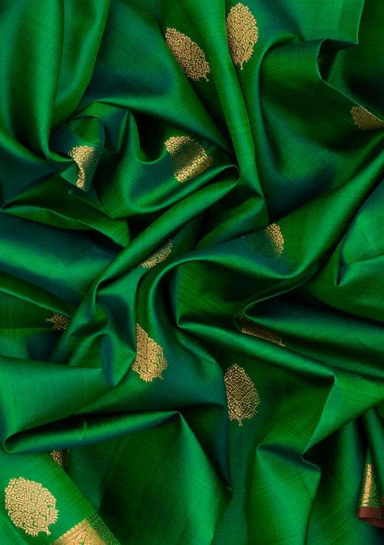 Green Handloom Kanchipuram Silk Saree With Contrast Dual Pallu With Buttas And Brocade Design For Women - Indya