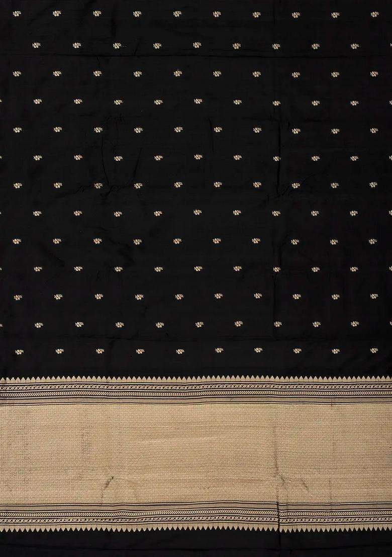 Black Handloom Banarasi Silk Saree With Floral Buttas With Buttas And Brocade Design For Women - Indya
