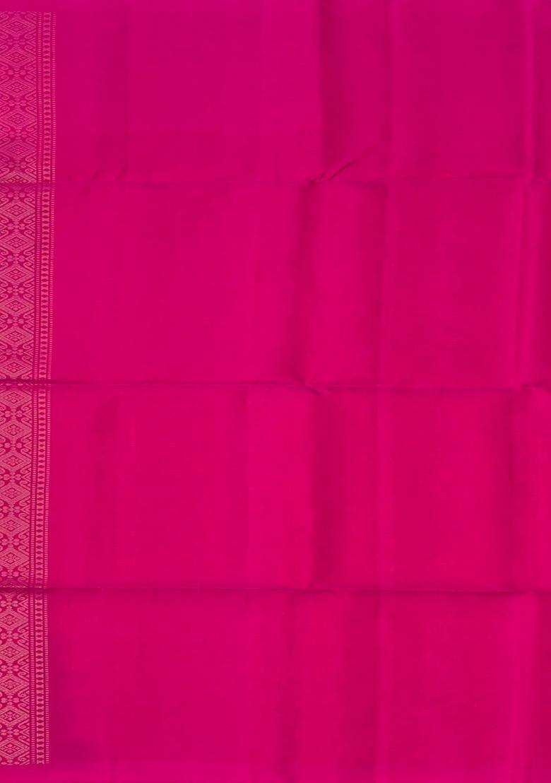 Dark Green And Maroon Handloom Soft Silk Saree With Floral Vine Motifs With Buttas And Brocade Design For Women - Indya