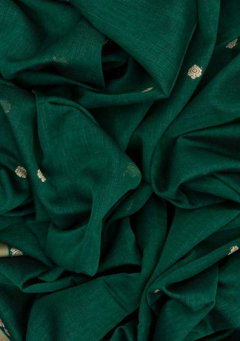 Dark Green Handloom Bengal Cotton Saree With Floral Buttas With Buttas And Brocade Design For Women - Indya