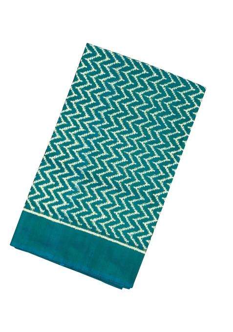Cyan Handloom Pochampally Ikat Silk Saree With Tie Dye Chevron Motifs With Printed Design For Women
