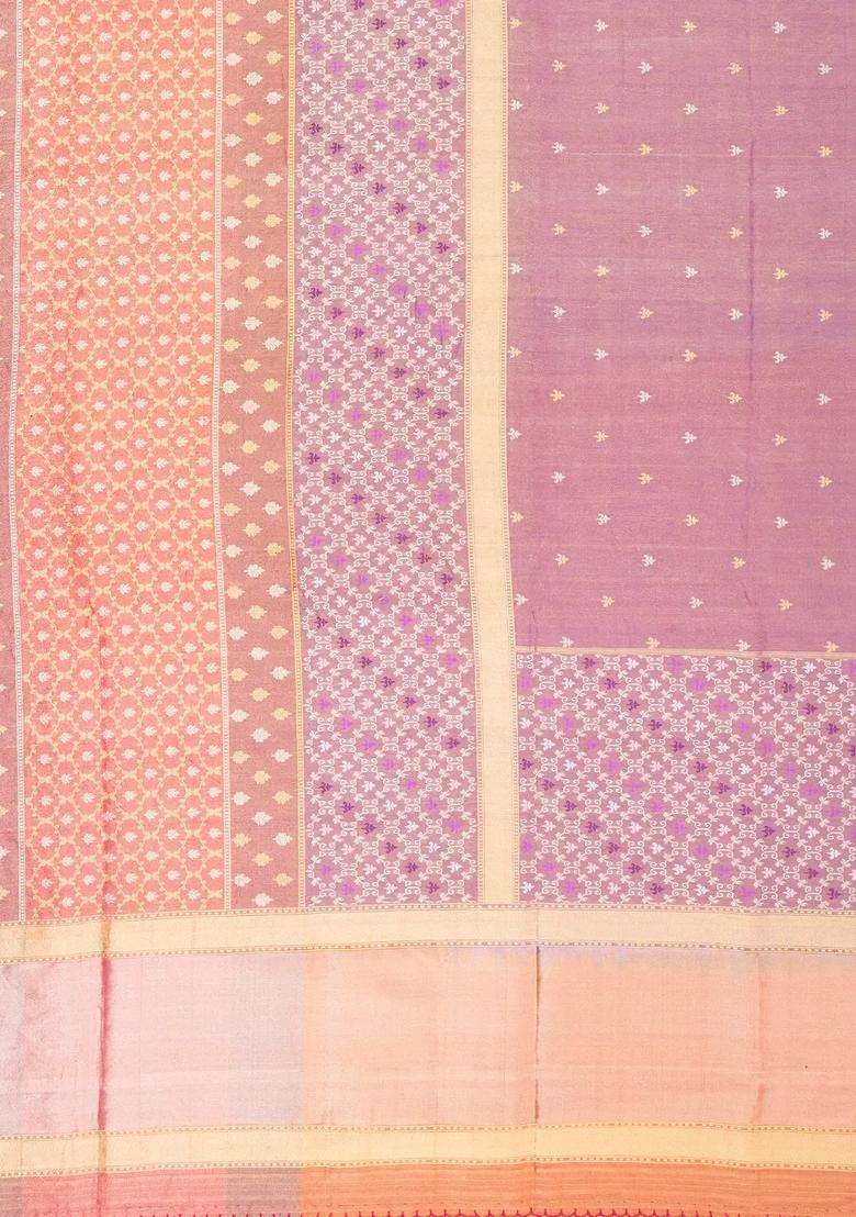 Purple Lavender Handloom Banarasi Rangkat Tissue Silk Saree With Floral Motifs With Buttas And Brocade Design For Women - Indya