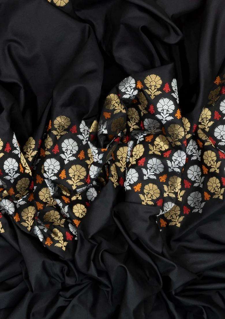 Black Handloom Banarasi Silk Saree With Floral Zari Motifs With Buttas And Brocade Design For Women - Indya