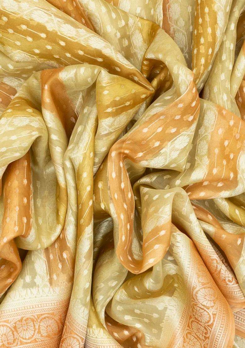 Peach Handloom Banarasi Organza Silk Saree With Floral Motifs With Buttas And Brocade Design For Women - Indya