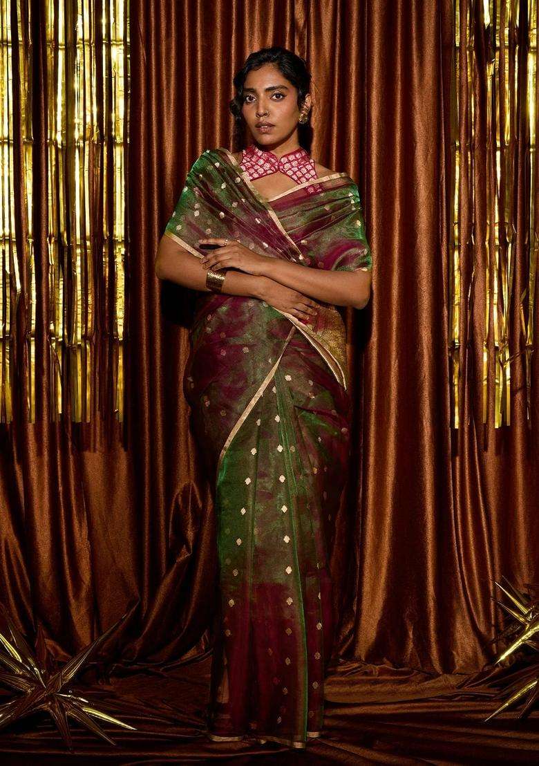 Dark Green Handloom Banarasi Tissue Silk Saree With Floral Motifs With Buttas And Brocade Design For Women - Indya