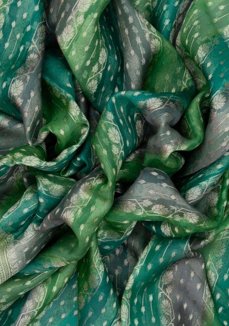 Green Handloom Banarasi Organza Silk Saree With Floral Stripes With Buttas And Brocade Design For Women - Indya