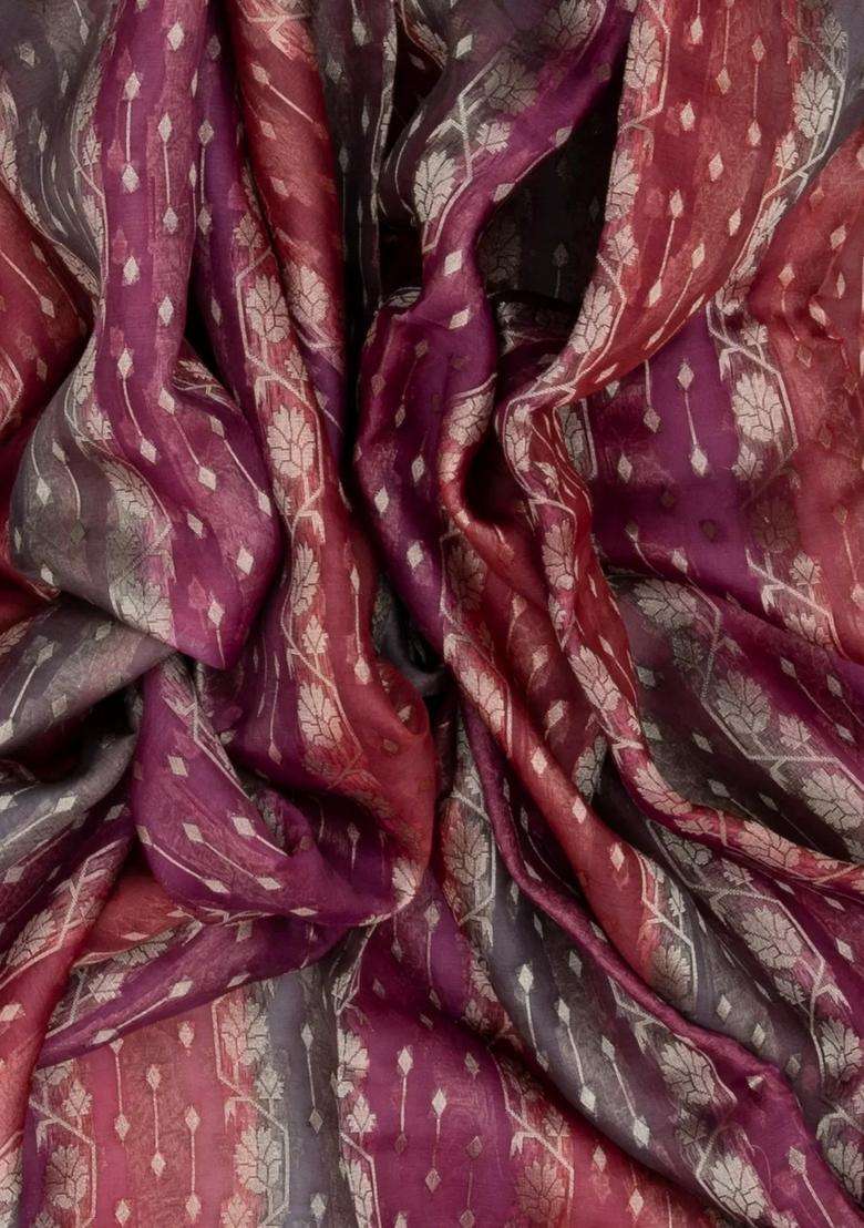 Magenta Handloom Banarasi Organza Silk Saree With Floral Stripes With Buttas And Brocade Design For Women - Indya