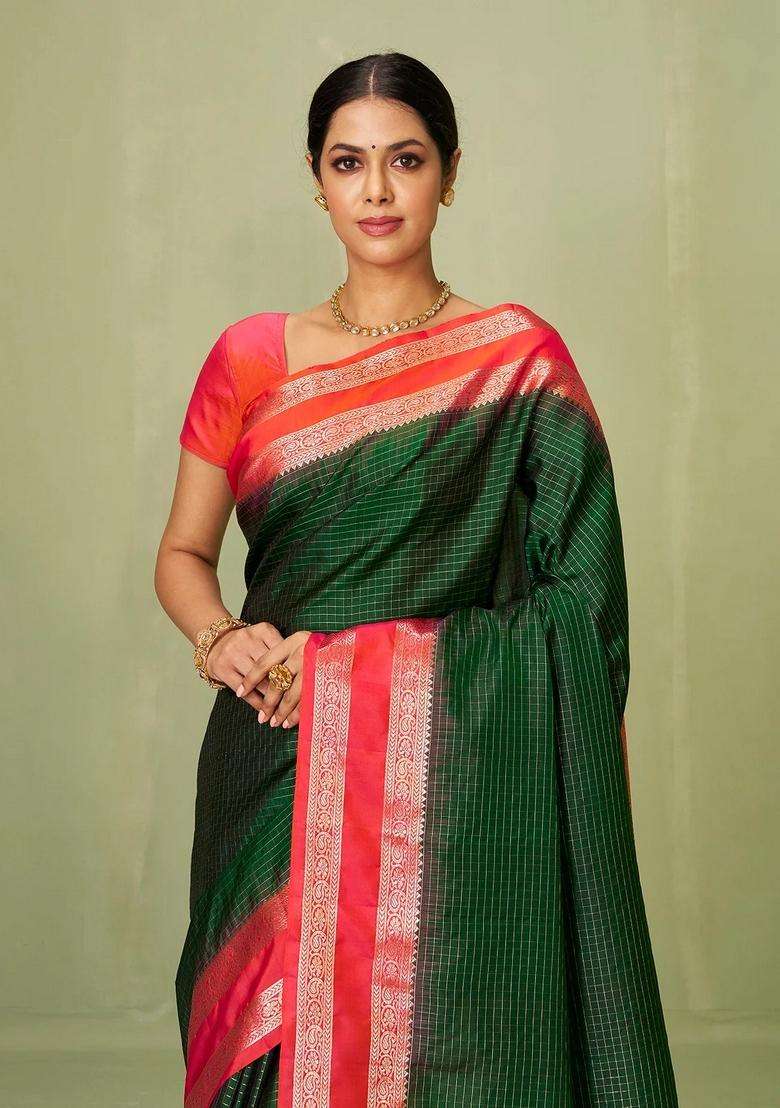 Bottle Green Handloom Soft Silk Saree With Checks Contrast Border With Checks And Stripes Design For Women - Indya
