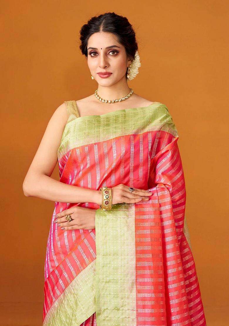 Dark Peach Handloom Soft Silk Saree With Floral Stripes With Checks And Stripes Design For Women - Indya