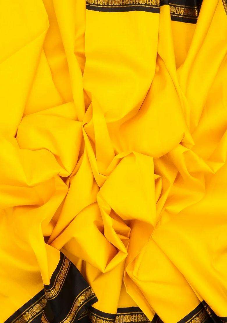 Yellow Handloom Korvai Kanchipuram Silk Saree With Black Border With Korvai And Temple Border Design For Women - Indya