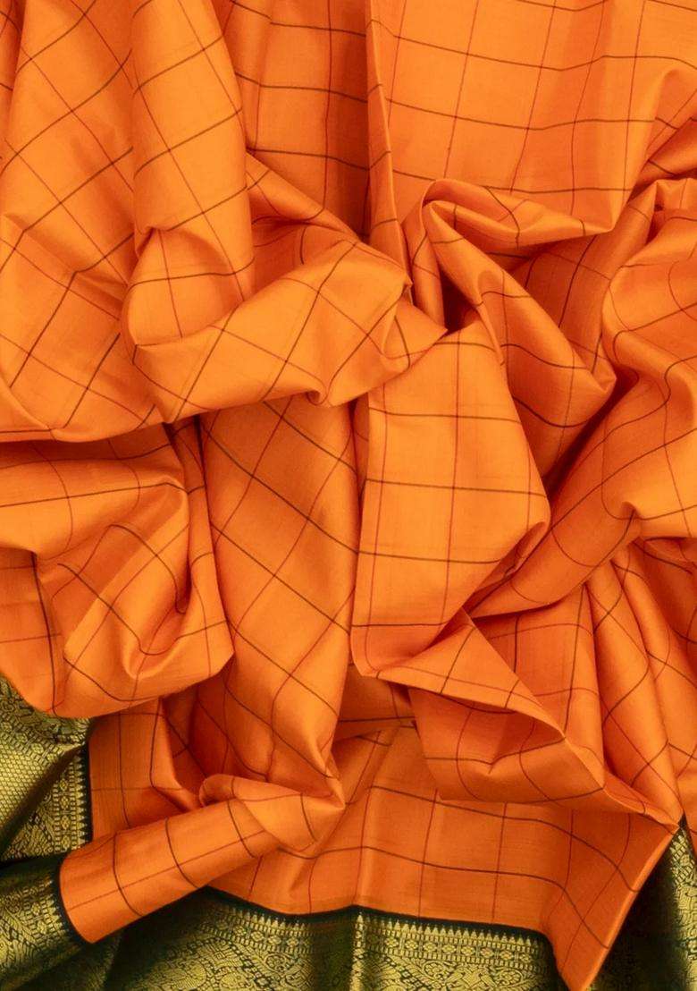 Mango Yellow Handloom Korvai Kanchipuram Silk Saree With Checks With Korvai And Temple Border Design For Women - Indya