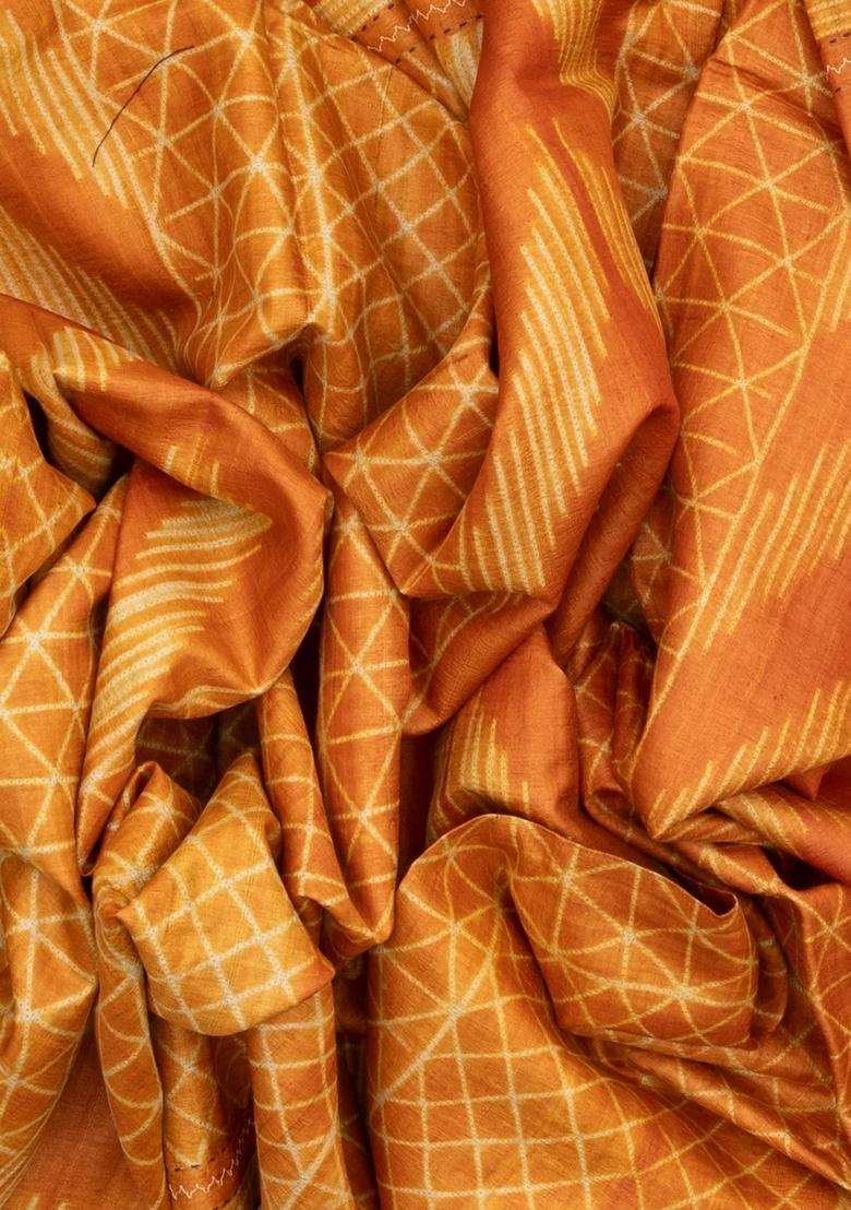 Orange Handloom Tussar Silk Saree With Printed Tie Dye Motifs Contrast Pallu For Women - Indya
