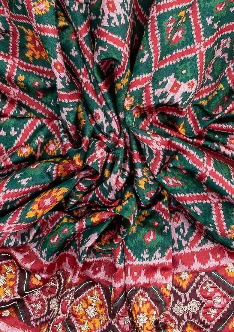 Dark Green Blended Silk Saree With Ikat Motifs Hand Embroidered Selvage For Women - Indya