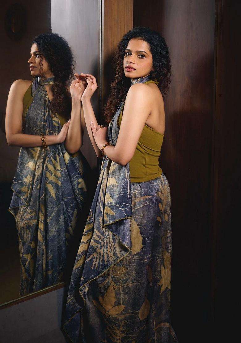 Grey Handloom Tussar Silk Saree With Eco Printed Motifs For Women - Indya