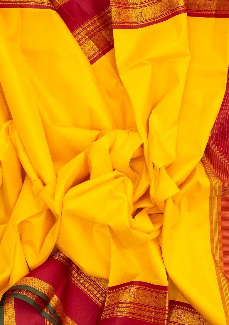 Yellow Handloom Korvai Kanchipuram Silk Saree With Contrast Crimson Border With Korvai And Temple Border Design For Women - Indya