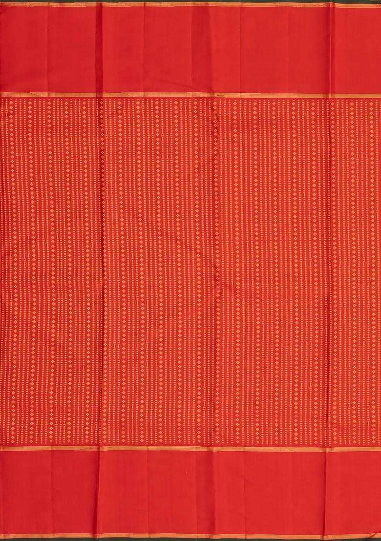 Cream Handloom Korvai Kanchipuram Silk Saree With Kamalam Motifs With Korvai And Temple Border Design For Women - Indya