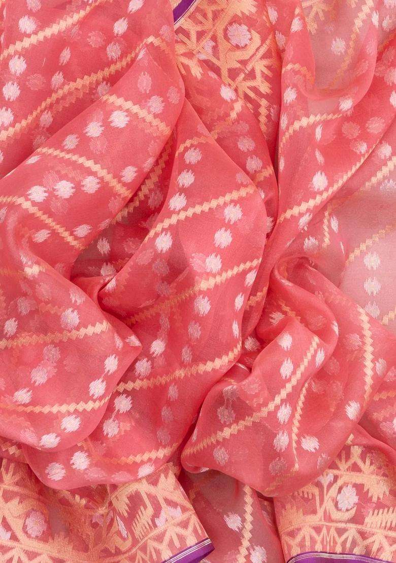 Peach Handloom Organza Soft Silk Saree With Floral Motifs With Buttas And Brocade Design For Women - Indya